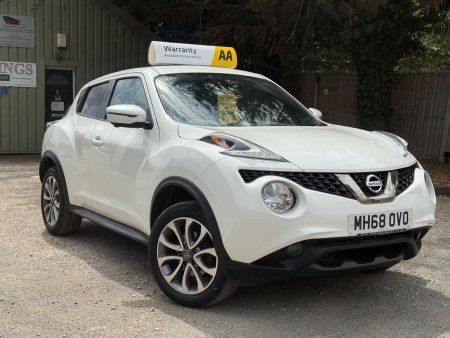 NISSAN JUKE 1.6 Tekna XTRON Euro 6 5dr